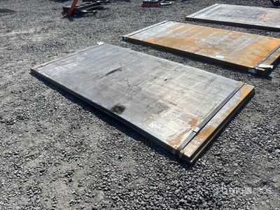 Quantity of (2) 8 ft x 4 ft (1 in Thick) 鋼