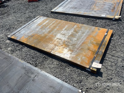 Quantity of (2) 4 ft 1 in x 7 ft 8 in (1 in Thick) 鋼 (Unused)