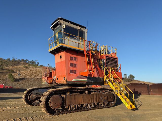 2004 Hitachi EX1900-5 Tracked Excavator