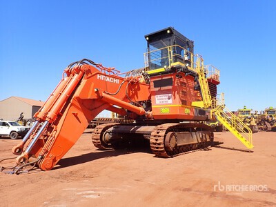 2017 Hitachi EX1900-6 حفارة بجنزير