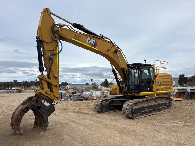 2021 Cat 336 Tracked Excavator
