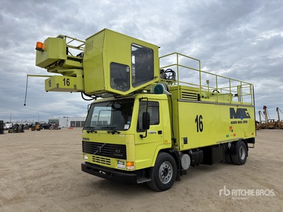 1992 Volvo FL7 4x2 De-Icer Truck