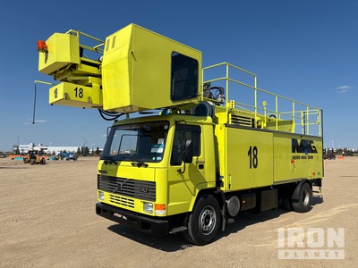 1990 Volvo FL7 4x2 شاحنة إزالة الجليد