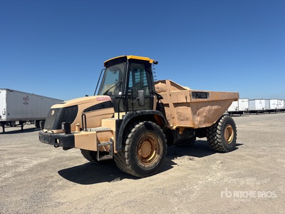 2006 JCB 718 Camion à benne articulé