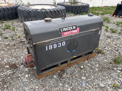 2006 Lincoln Electric Classic 300D 300 A Electric Welder