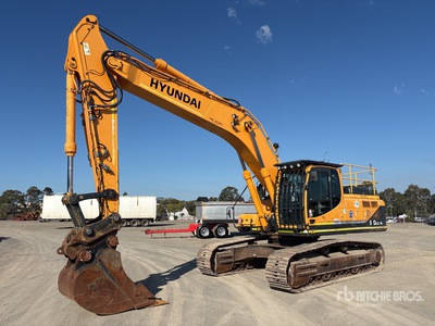 2017 Hyundai Robex 320LC-9 Tracked Excavator