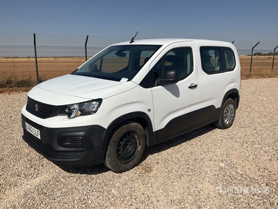 2021 Peugeot Rifter Passenger Van