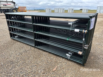 Quantity of (16) 2026 BYT MRG120 12 ft x 4 ft ゲート (Unused)