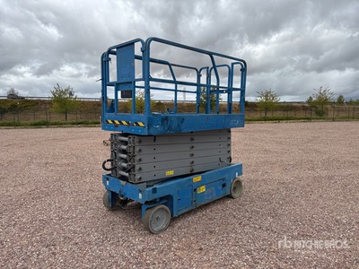2013 Genie GS-4047 Electric Nacelle Ciseau منصة رفع متحركة