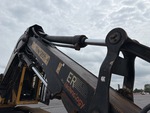 Hydraulics with Bucket Cylinder