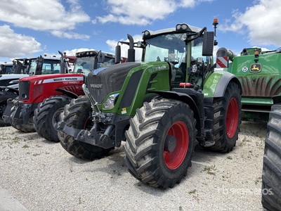 2023 Fendt 828 Vario ProfiPlus Tracteur Agricole 4WD Tractor