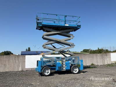 2008 Genie GS4390 4x4 Diesel Scissor Lift