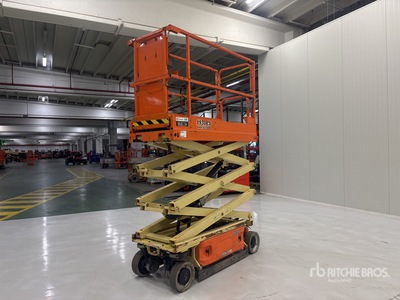 2015 JLG 1930 ES Electric シザーリフト