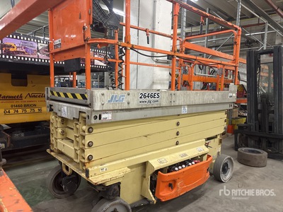 2014 JLG 2646ES Scissor Lift