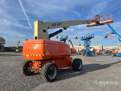 2015 JLG 680S 4WD Diesel Telescopic Boom Lift