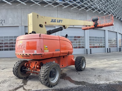 2015 JLG 680S 4WD Diesel ブームリフト