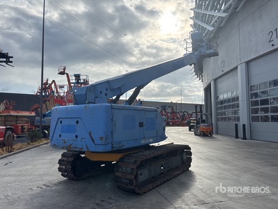 2009 Aichi SR21A Crawler Diesel ブームリフト
