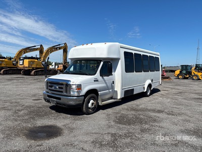 2017 Ford E450 Elkart 4x2 24-Seat Mini Bus