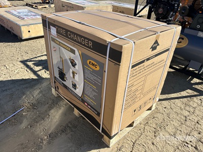 2026 EMC TC24 Locking Rim from 10 in to 24 in Banden Wisselaar (Unused)