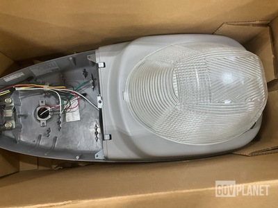 (3) Hubbell RLQ33 Light Fixtures
