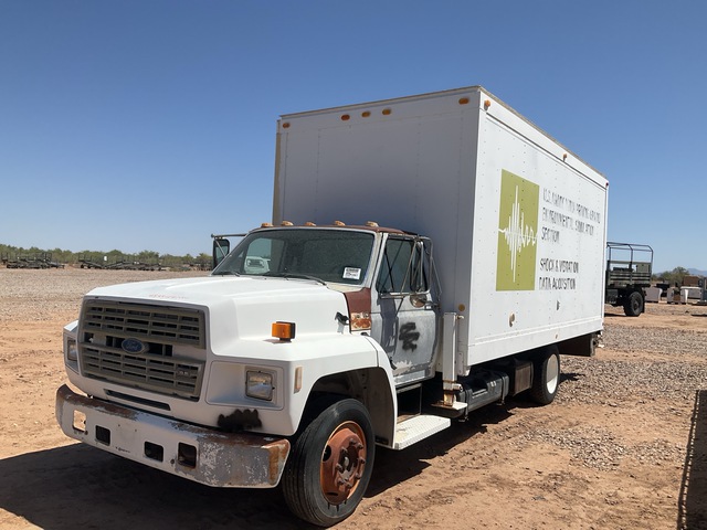 1991 Ford F600 Van Truck