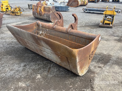 S.B 71 in Q/C Cleanup Cazo para excavadora - Fits John Deere 200
