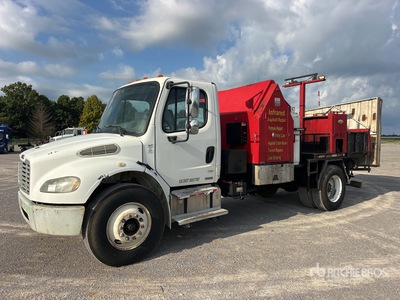 2004 Freightliner M2 106 4x2 Asphalt Heater Truck