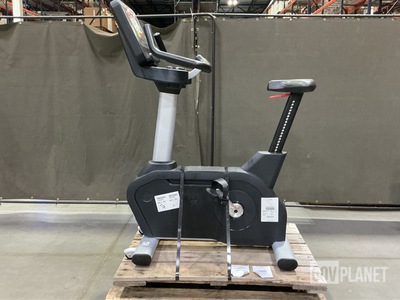 Life Fitness INC Lifecycle Exercise Bike