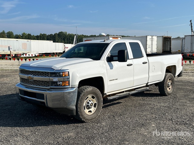 2019 Chevrolet Silverado 2500HD 4x2 Crew Cab Pickup