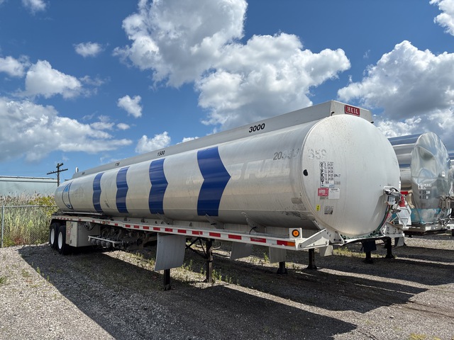 2006 Heil 9200 gal T/A Tanker Trailer