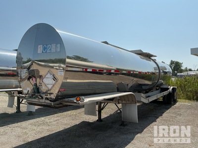 2003 POLAR DOT407SS 7000 gal T/A Tanker Trailer