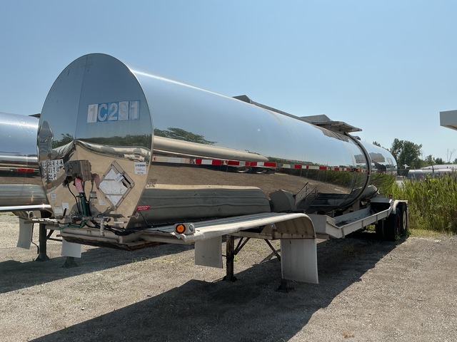 2003 Polar 7000 gal T/A Tanker Trailer