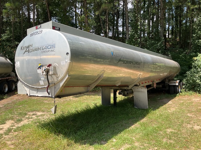 2022 LBT DOT406AL 9500 gal Tanker Trailer (Inoperable)
