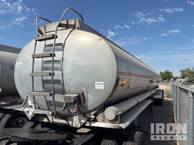 1992 BEALL MC306AL 9500 gal T/A Przyczepa cysterna