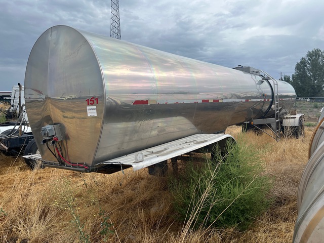 1994 Polar 6200 gal T/A Tanker Trailer