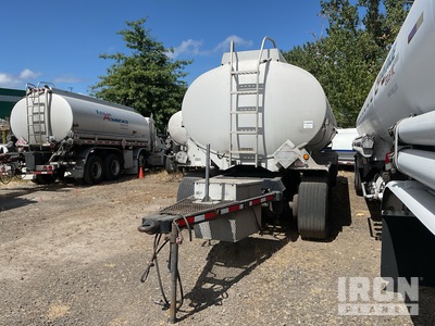 2008 BEALL BATT 74-3-DC 7400 gal Quad/A Turntable Przyczepa cysterna