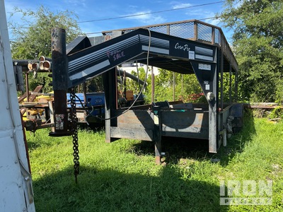 2004 Cornpro UT18H 18 ft T/A Gooseneck Trailer utilitario
