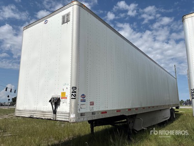 2016 Utility VS2DX 53 ft x 102 in T/A Gesloten aanhangwagen