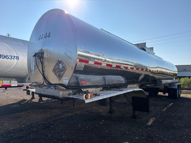 1992 Brenner MC307SS T/A Tanker Trailer 1992 Brenner MC307SS T/A Tanker Trailer
