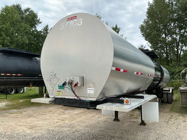 2009 LBT T/A 7000 gal Asphalt Tank Trailer