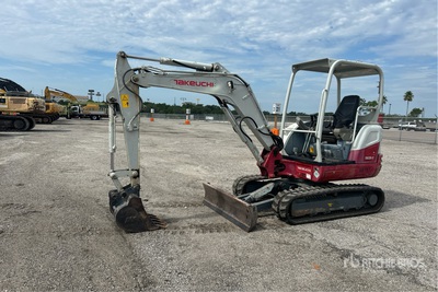 2020 Takeuchi TB235-2 Minikoparka