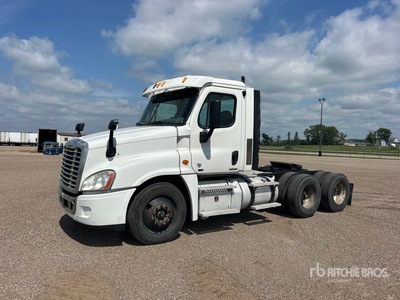 2012 Freightliner Cascadia 125 6x4 Day Cab Truck Tractor
