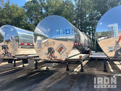 1995 Polar MC307SS 7000 gal T/A Tanker Trailer