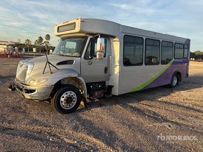 2013 International 3000 4x2 24-Seat Transit Bus
