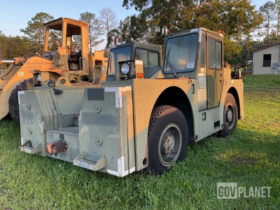 TT513.5B Aircraft Pushback Tractor