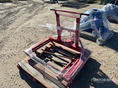 Hydraulic wheel dolly