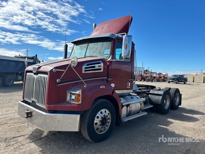 2015 Western Star 4700 6x4 T/A Dagcabine Trekker