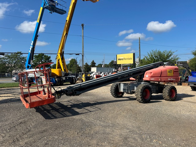 2016 Skyjack SJ61T 4WD Diesel Telescopic Boom Lift