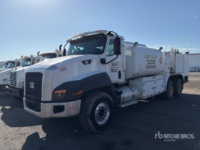 2015 Cat CT660S 6x4 Fuel and Lube Truck (Inoperable)