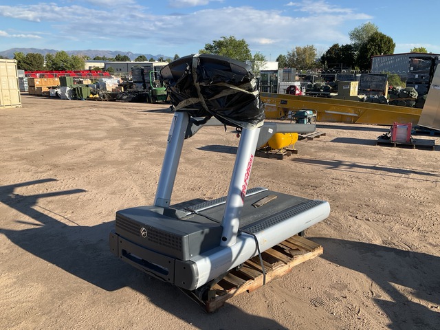 Life Fitness 97T Treadmill